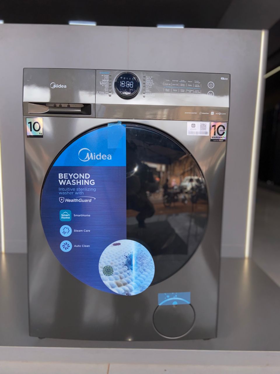 A 10 kilogram washing machine