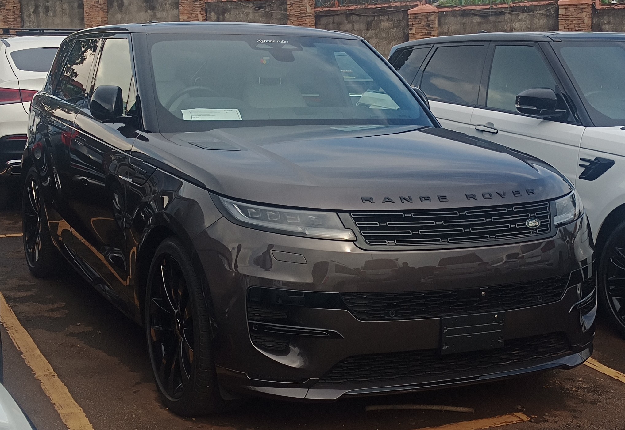 Land Rover, Range Rover Sport, Year 2022, Mileage 2000km