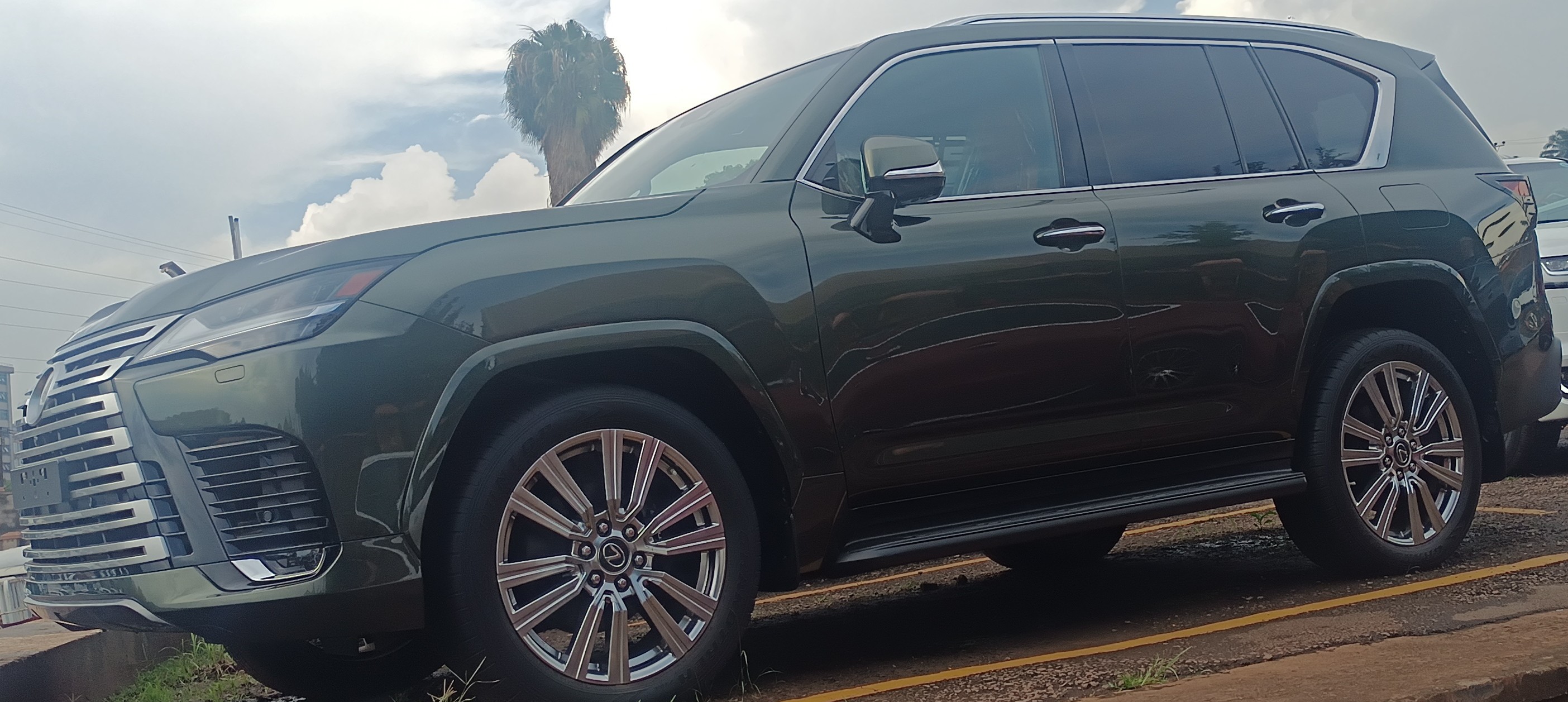 Lexus, L 600, Year 2022, Mileage 63km