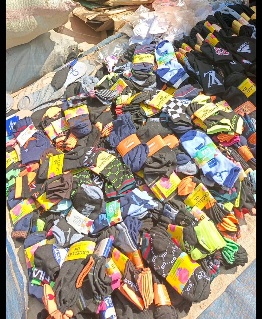 1000 pairs of stockings (wholesale)