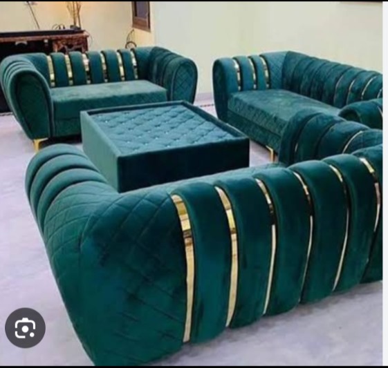SITTING ROOM SOFA CHAIR