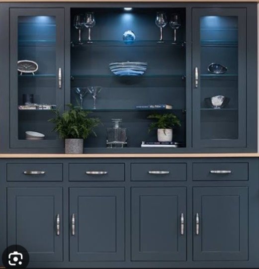 SIDEBOARD
