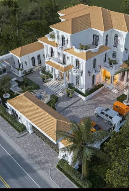 Eight bedroom house
