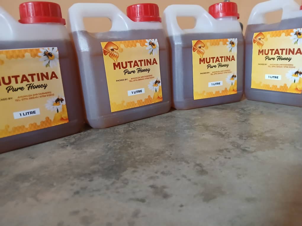5 Liter container of Mutatina Pure Honey
